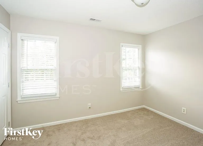 3420 Fortis Ln — Photo 11