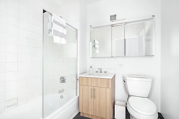 Rented by Pinnacle City Living | media 2