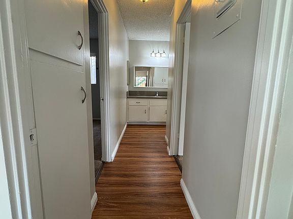 3rd image of 775 Newport Ave APT 1