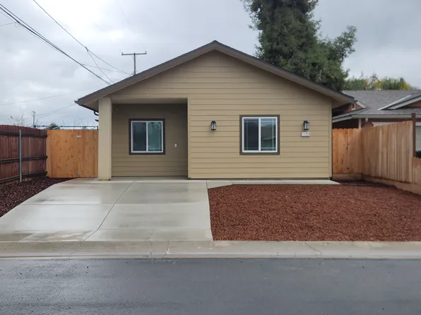 1135 W Baker Ave #B, Porterville, CA 93257