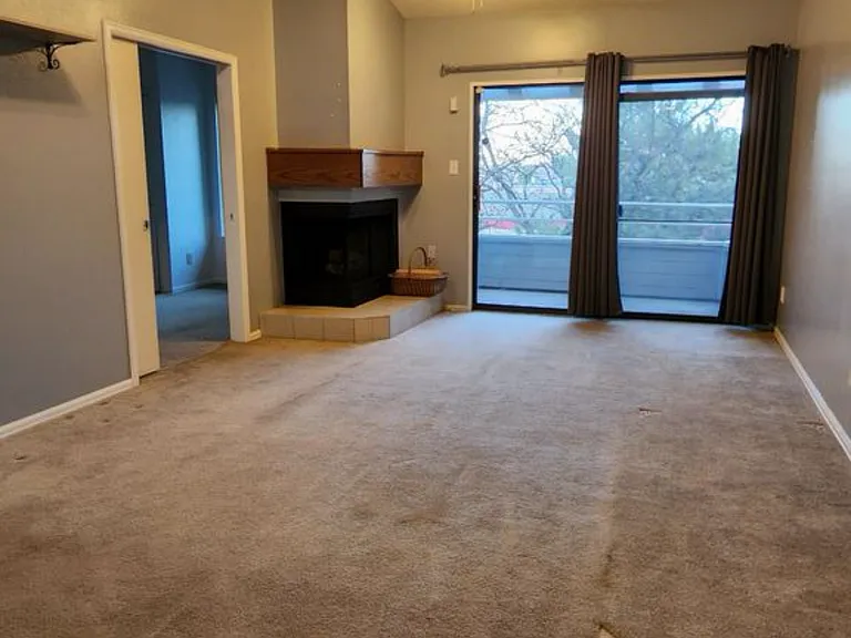 1077 Acapulco Ct #90 — Photo 2