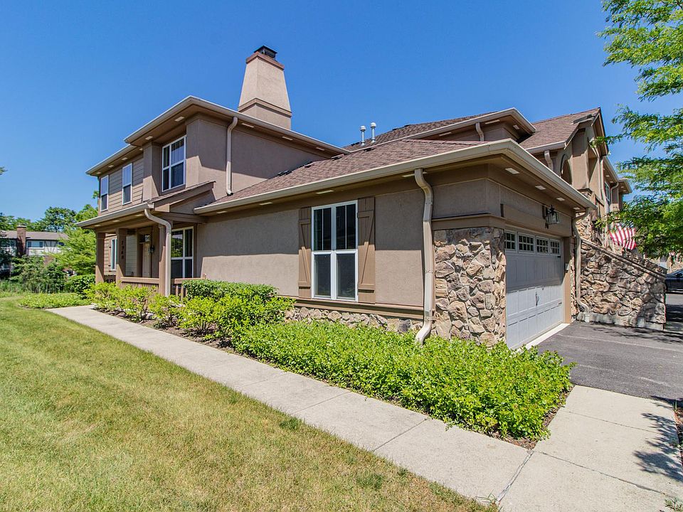 1st image of 1948 Crenshaw Cir
