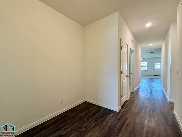 5843 Gulf Mdw — Photo 4
