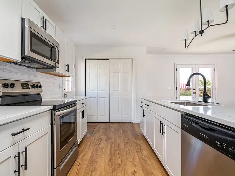 2720 Florentine Rd — Photo 9