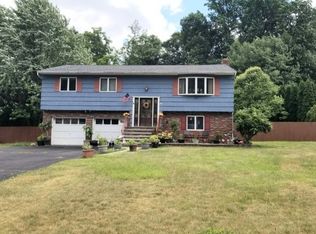 10 Brookside Dr, Budd Lake, NJ 07828
