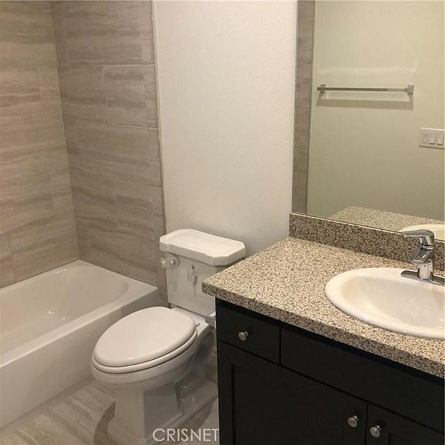 2nd image of 289 Newbury Vista Ln