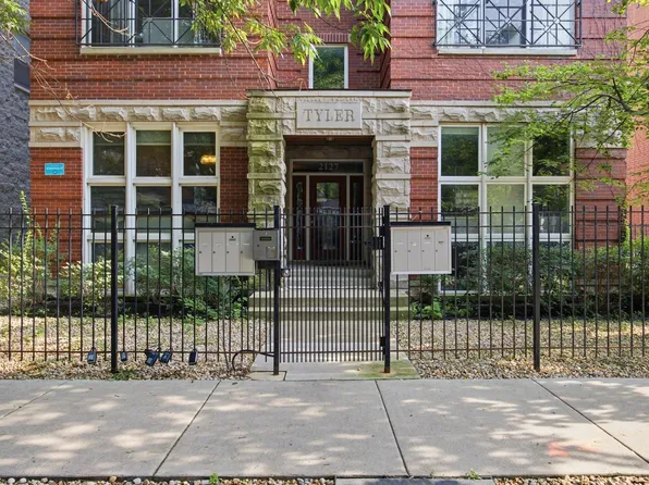 2127 W Rice St APT 2E, Chicago, IL 60622