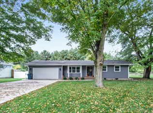 12388 Sprinkle Rd, Vicksburg, MI 49097