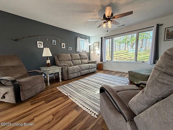 4th image of 404 Lorel Dunbar Rd