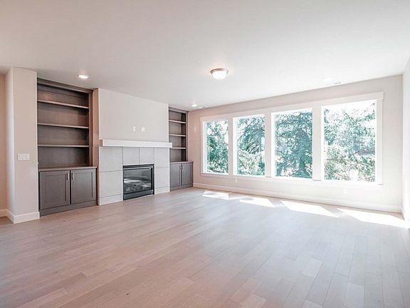 The Cabot - Living Room