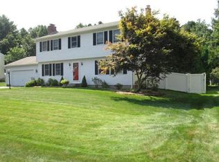 28 Golden Dr, Easthampton, MA 01027