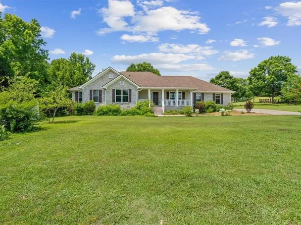 456 Fields Ferry Dr NE, Calhoun, GA 30701