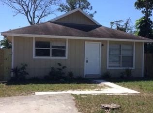 5820 Orange Rd, West Palm Beach, FL 33413