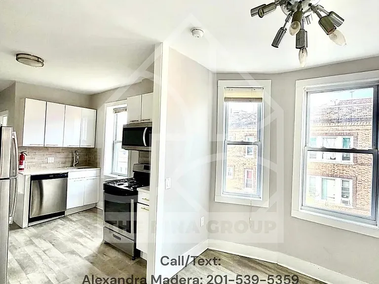 303 58th St #15A — Photo 6