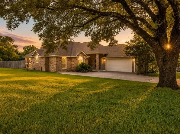 7158 Lakeshore Ln, Willis, TX 77318