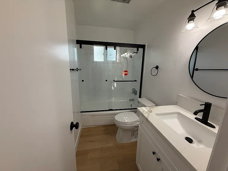 7030 Etiwanda Ave #1 — Photo 5