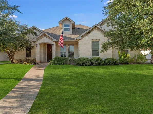 105 Hollygrove Dr, Hewitt, TX 76643