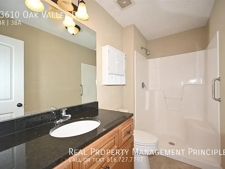 13610 Oak Valley Dr — Photo 14