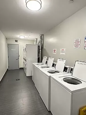 Rented by Avenues Real Estate | media 21