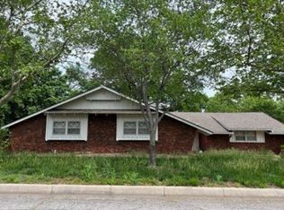 1802 N Kevin St, Wichita, KS 67208