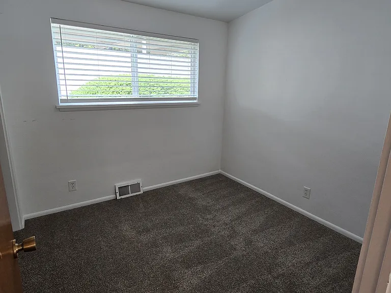 11324 25th Ave NE #A — Photo 10