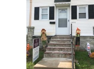 7470 Oxford Ave, Philadelphia, PA 19111