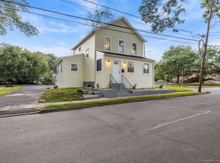25 Waverly St, Hartford, CT 06112