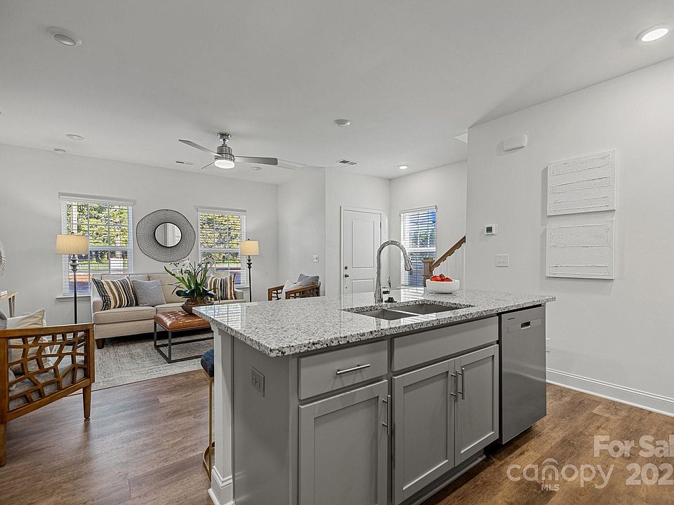 2nd image of 5017 Cherry Gum Ct #49