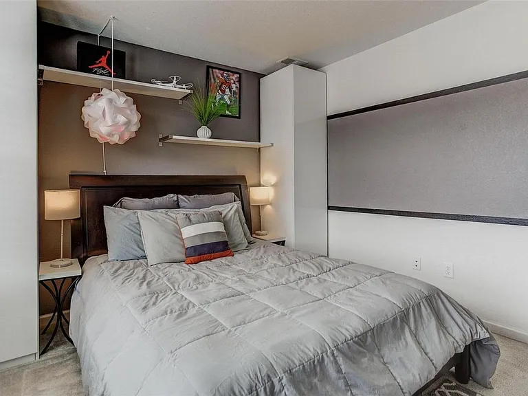 4834 S Riviera St — Photo 20
