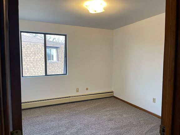 5th image of 480 E Oak Run Dr #10