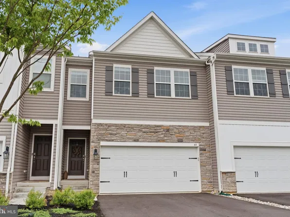 44 Marion Ave, Bordentown, NJ 08505
