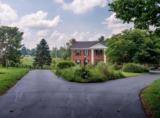 4000 Briar Hill Rd, Lexington, KY 40516
