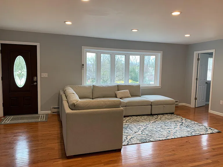 16 Clearbrook Rd — Photo 5