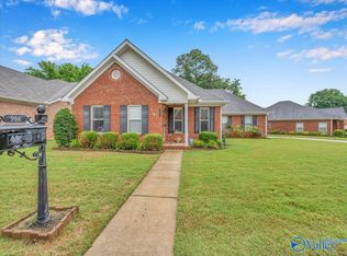 986 Tracey Ln, Decatur, AL 35601