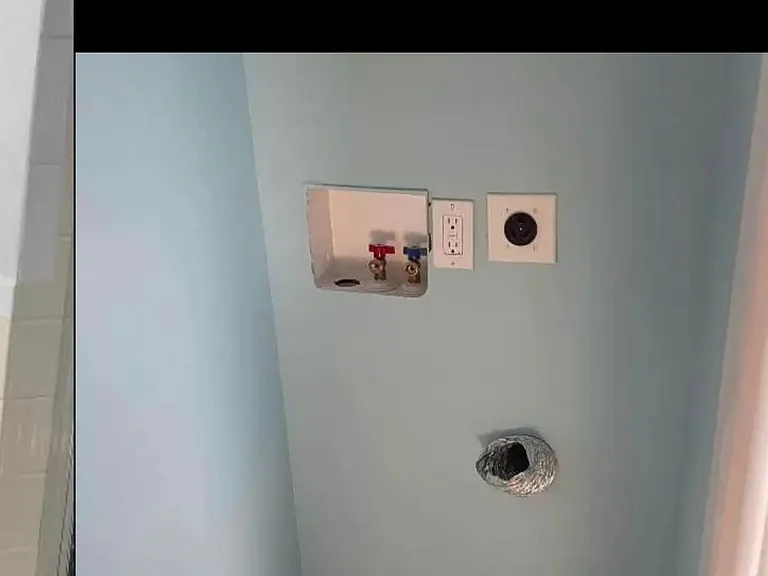 185 Tappan St — Photo 5