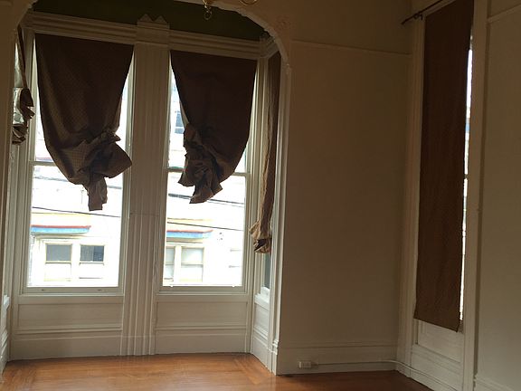 4th image of 261 Pierce St APT 3