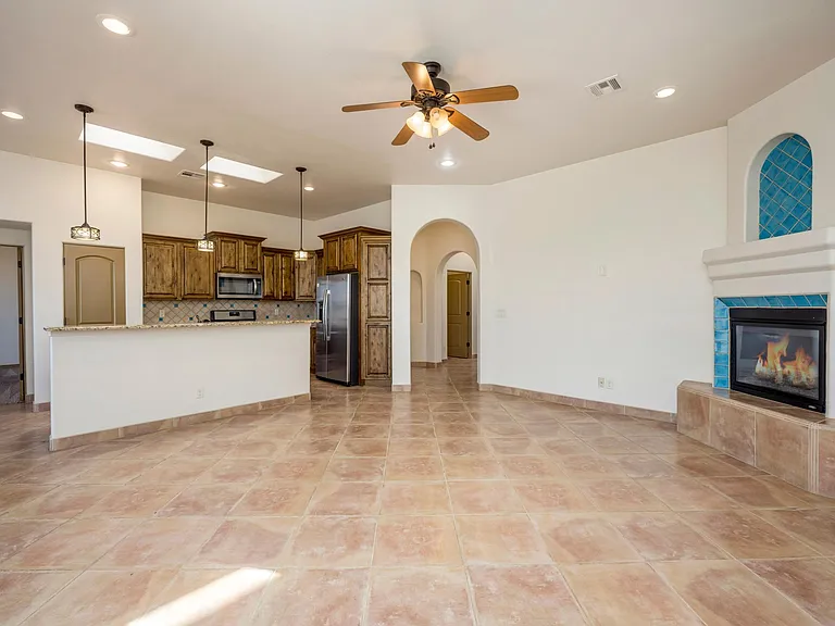 3685 Santa Marcella Ave — Photo 8