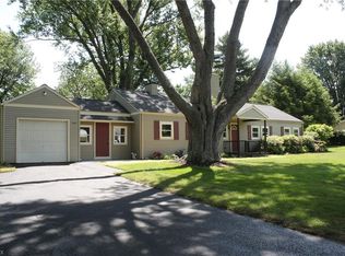 1915 E Tuttle Park Rd, Madison, OH 44057