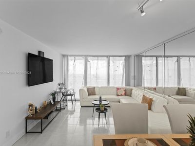 2030 S Ocean Dr APT 2202, Hallandale, FL, 33009