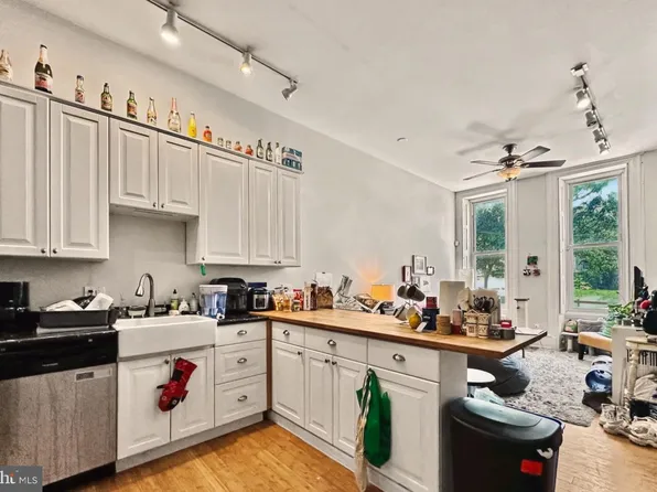 1934 N 7th St, Philadelphia, PA 19122