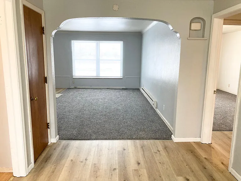 1372 N Cove Blvd #2 — Photo 4