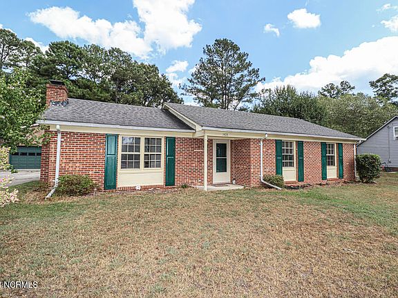 4th image of 1405 Clubview Drive