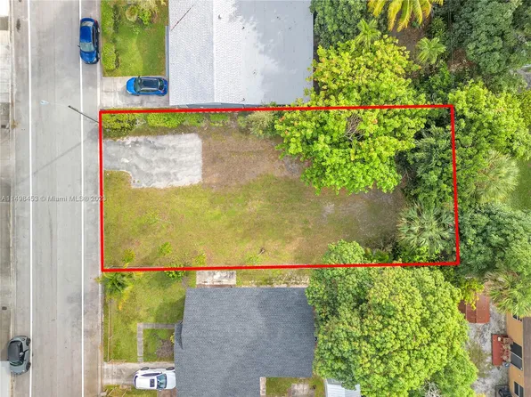 2810 NW 7th St, Fort Lauderdale, FL 33311