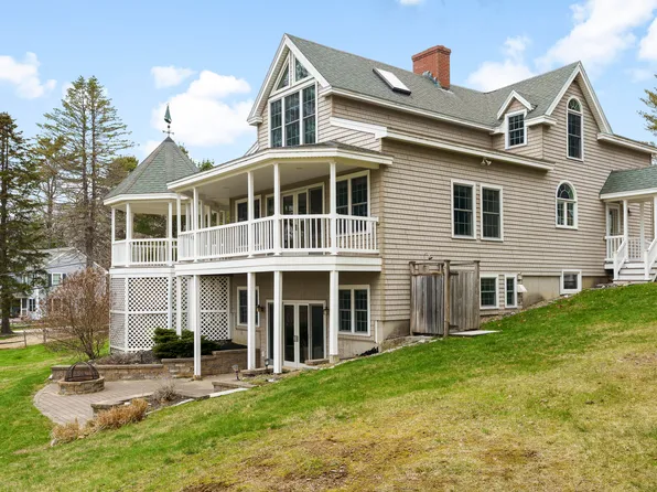 5 Crow's Nest Drive, Yarmouth, ME 04096