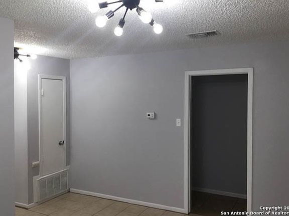 5th image of 315 Spofford St
