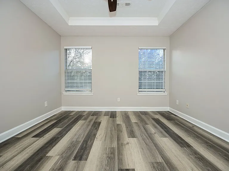 337 Autumn Lake Dr — Photo 9