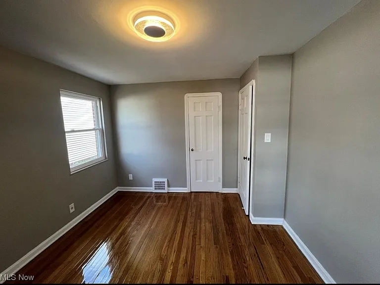 7516 Dresden Ave — Photo 8
