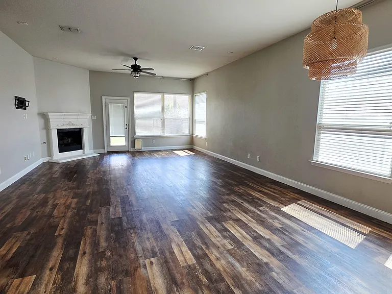 15009 Frisco Ranch Dr — Photo 7