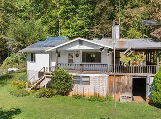 404 Byrd Farm Rd, Franklin, NC 28734