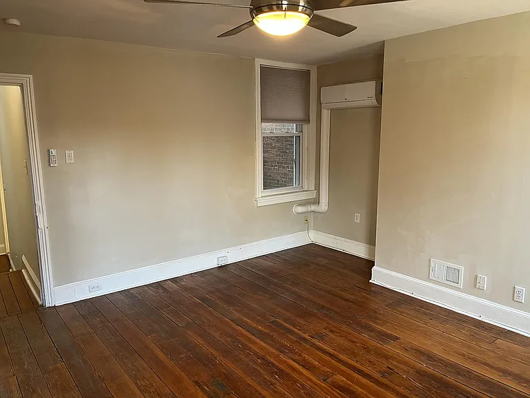 1207 Shackamaxon St — Photo 16